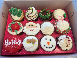 holiday cupcakes for christmas in a cupcake holder